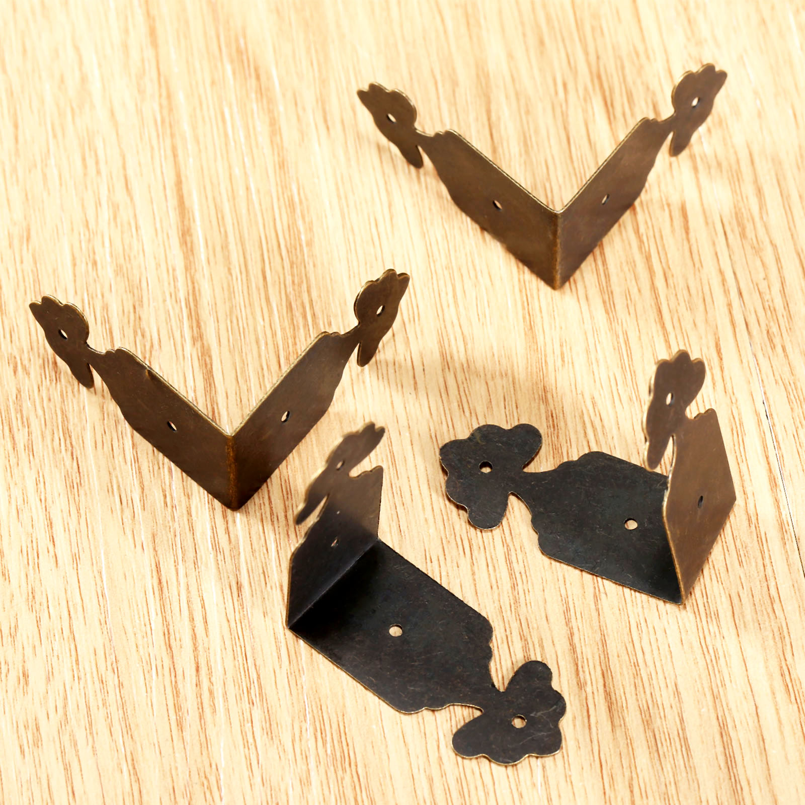4 Góc Trang Trí Bảo Vệ Sắt Hoa - đánh giá và giá Furniture Hardware And Fittings